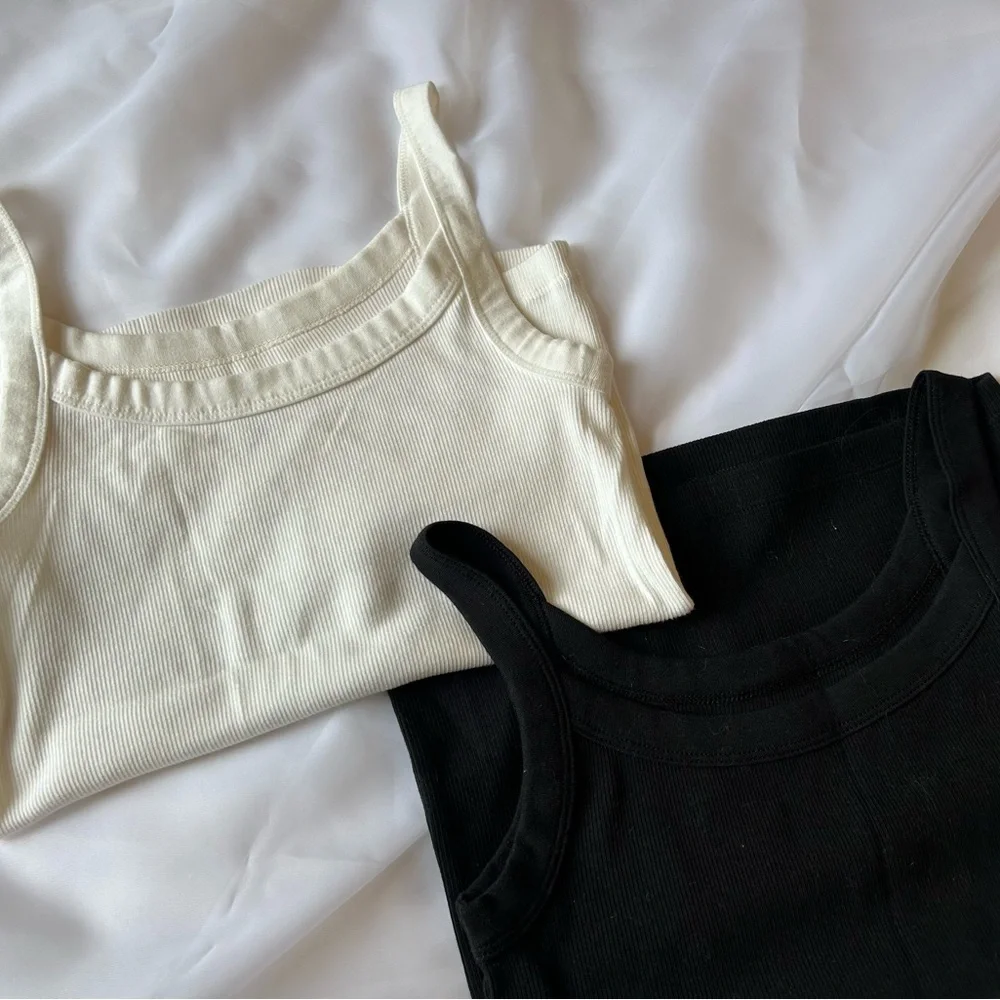 GAP 2 Pack Ribbed Tanks - Picture 2 of 3